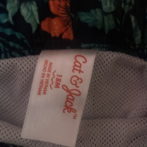 Boys swimming trunks - Picture 2 of 3